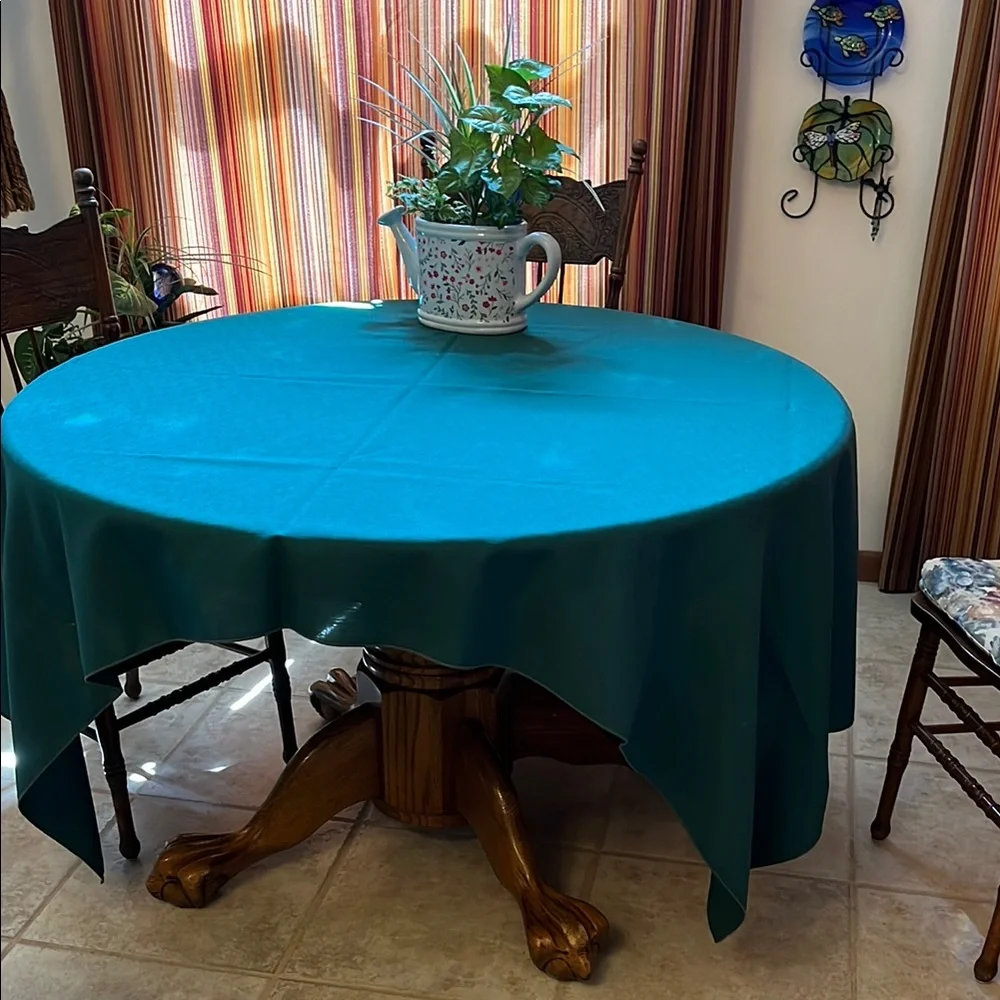 Elegant Dark Green Linen Tablecloth